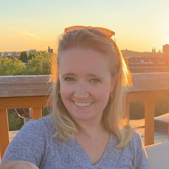 Meet your Posher, Allison - Picture 1 of 1